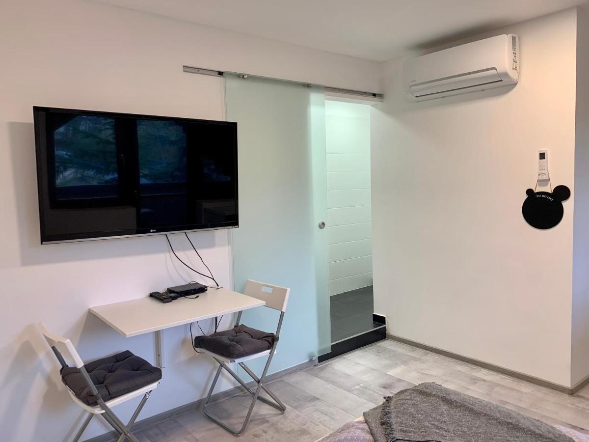 Var-Lak Apartman إغير المظهر الخارجي الصورة